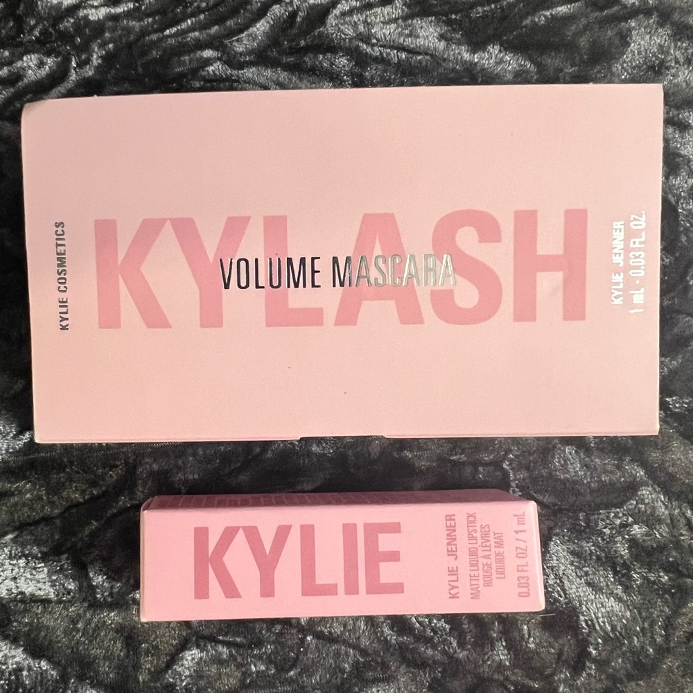 NEW Kylie Matte Liquid Lipstick and Kylash Mascara Set